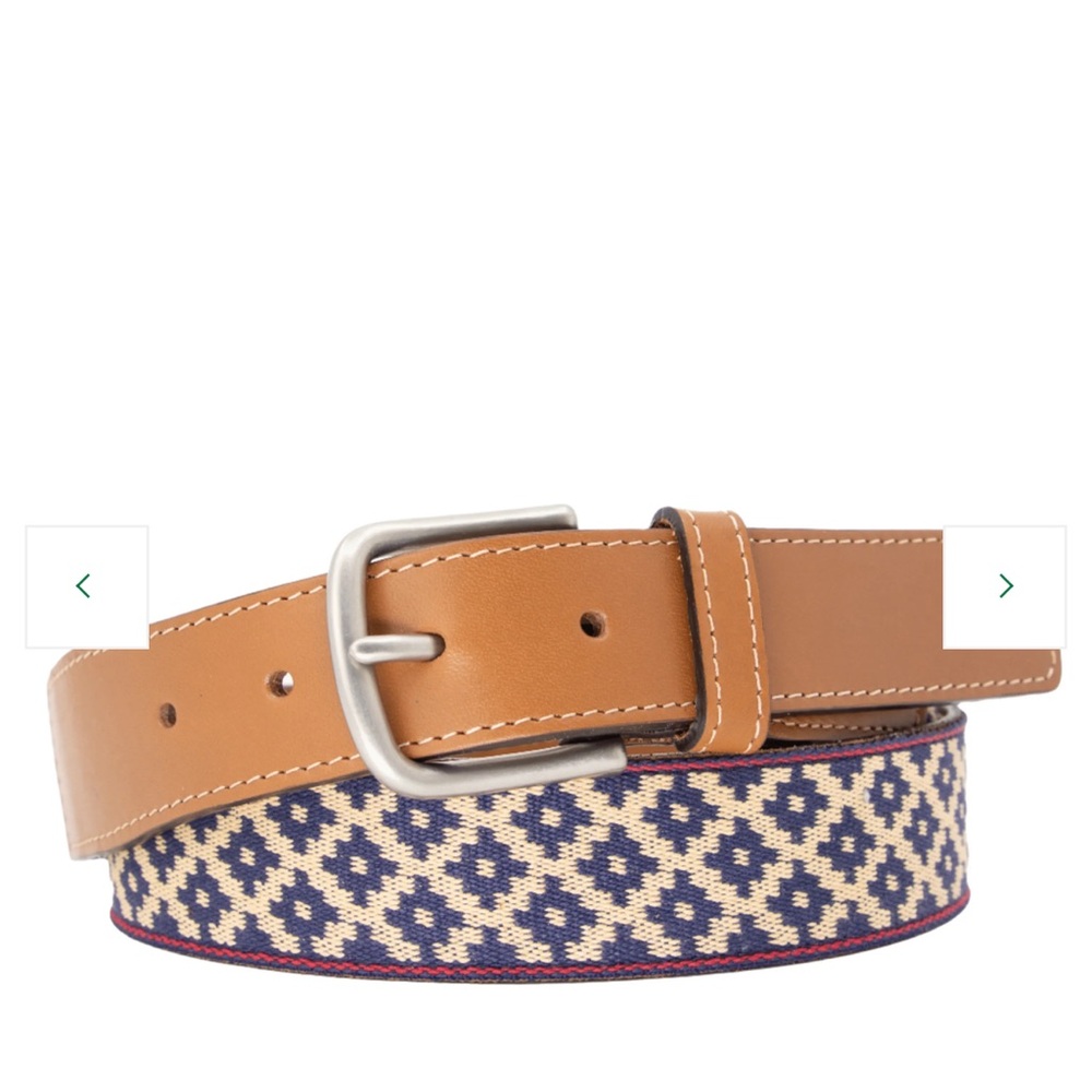 Elegant Tan and Navy Men’s Belt